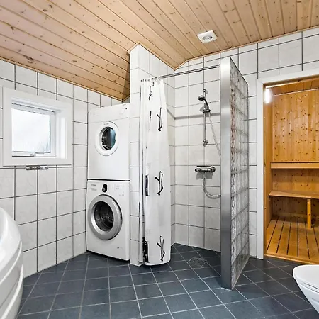 Strandhaus In Hemmet Mit Sauna Hemmet